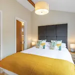 Apartment 4 Lakeside Troutbeck Bridge
