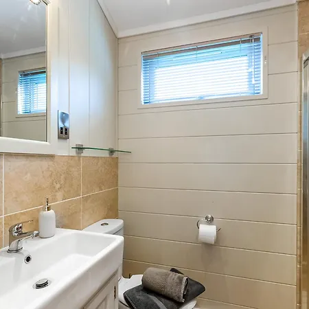 Διαμέρισμα 4 Lakeside